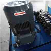 W24 Motor